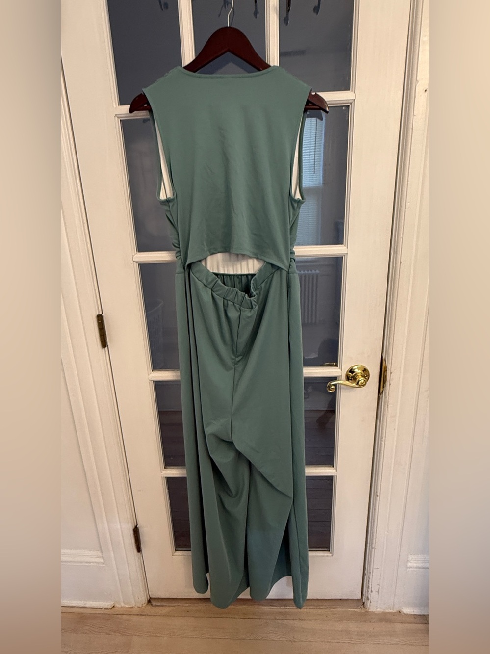 HALARA Women's Seafoam Green V-Neck Sleeveless Ruched Pocket Wide Leg Jumpsuit - Picture 4 of 7